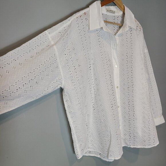 Abercrombie & Fitch Oversized Button Down Shirt Womens XL Eyelet Cottage Flowy - Picture 2 of 9